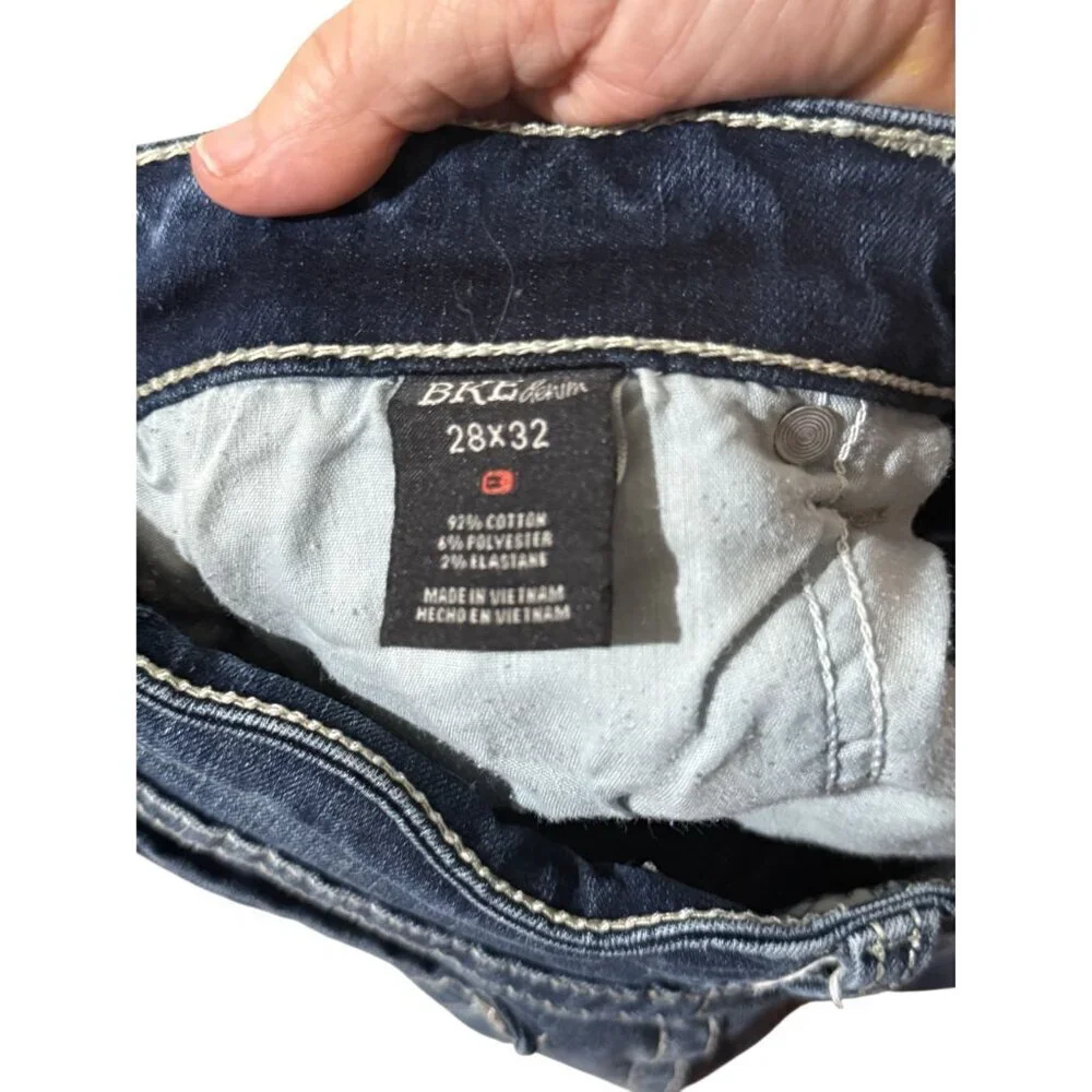 BKE Stella 28R Womens Distressed Skinny Jeans With Faded Wash & Ripped Details
